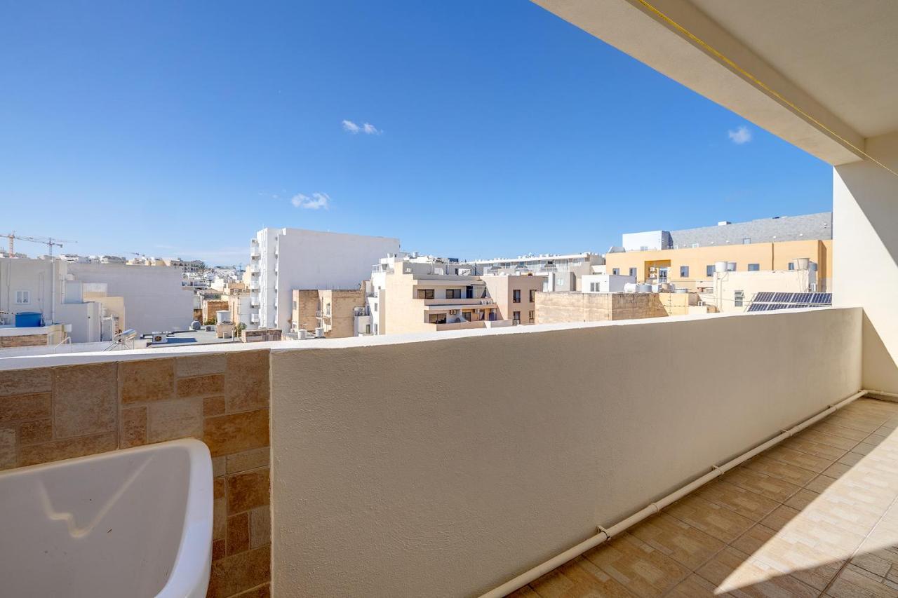 Perfect Location Idyllic 2Br Apartment سليمة المظهر الخارجي الصورة